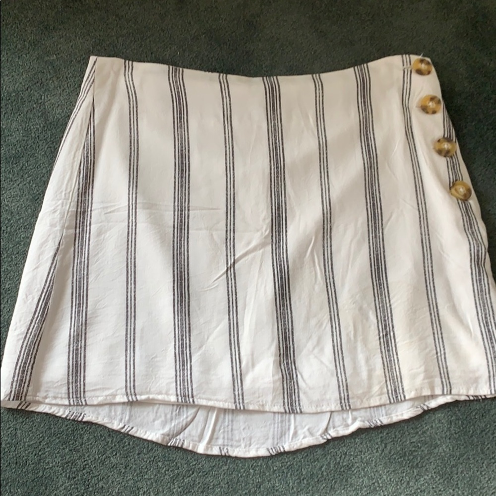 striped skirt